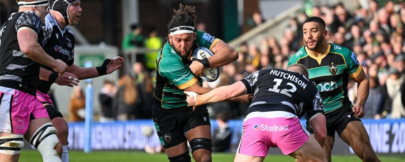 Lewis Ludlam of Northampton Saints against Newcastle Falcons.