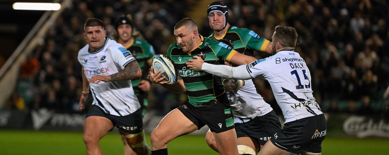 Ollie Sleightholme of Northampton Saints against Saracens.